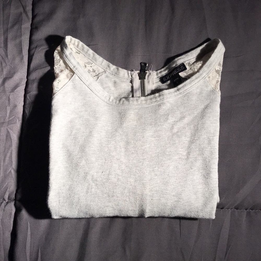 Fitted Shirt with Lace sleeves